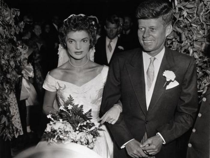 10 Timeless Vintage Celebrity Wedding Photos in the 20th Century - VanceAI