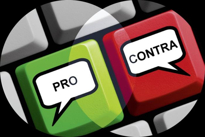 Bild einer Tastatur mit einer grünen „Pro“ und einer roten „Contra“ Taste