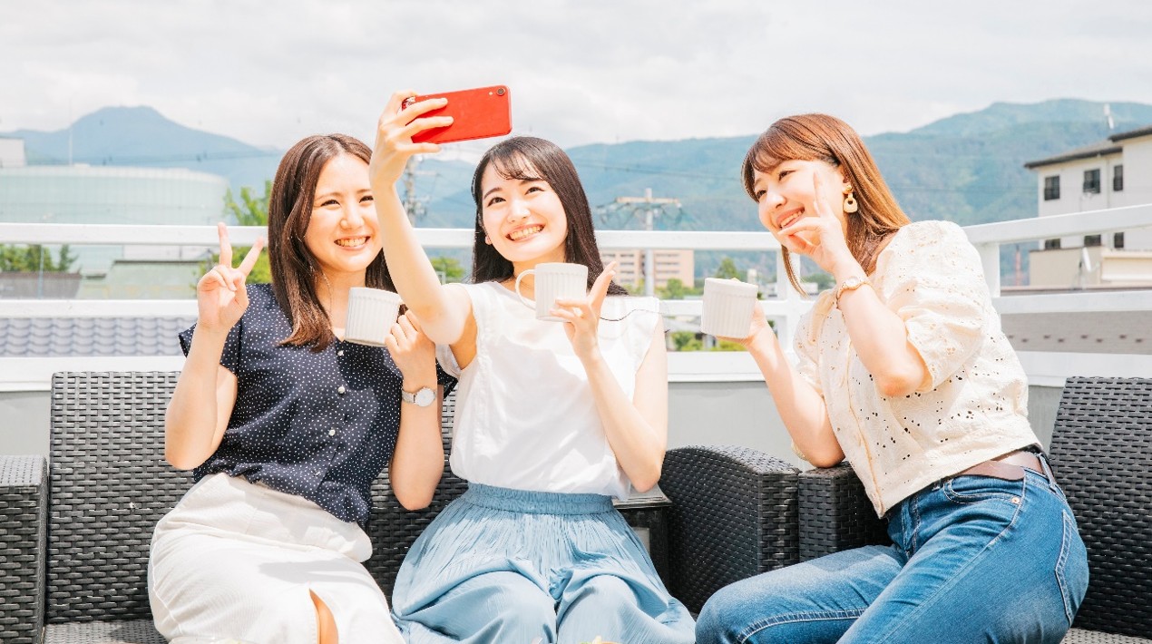 顔合成アプリを使う際の注意点